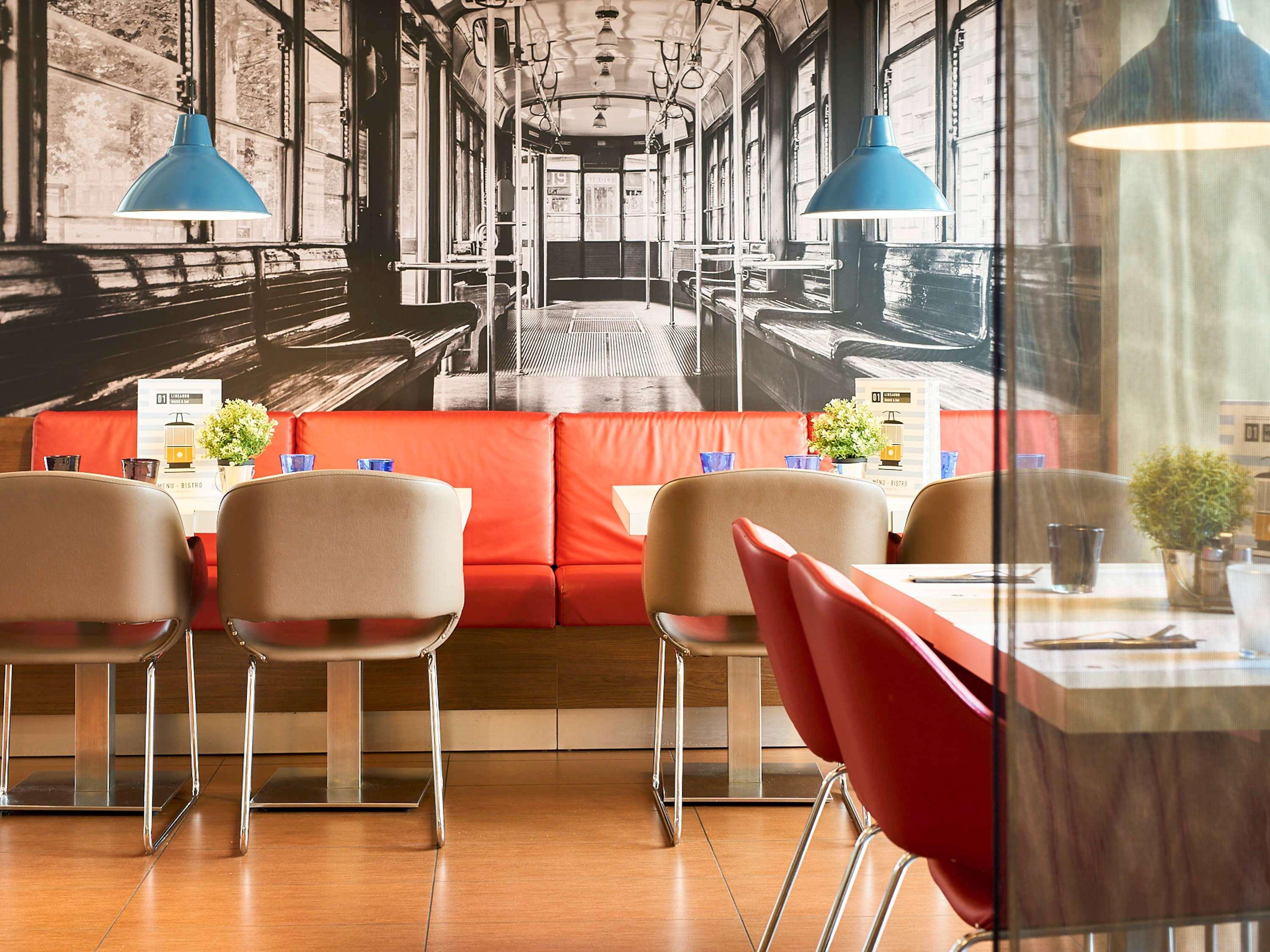 Hotel Ibis Milano Centro Esterno foto