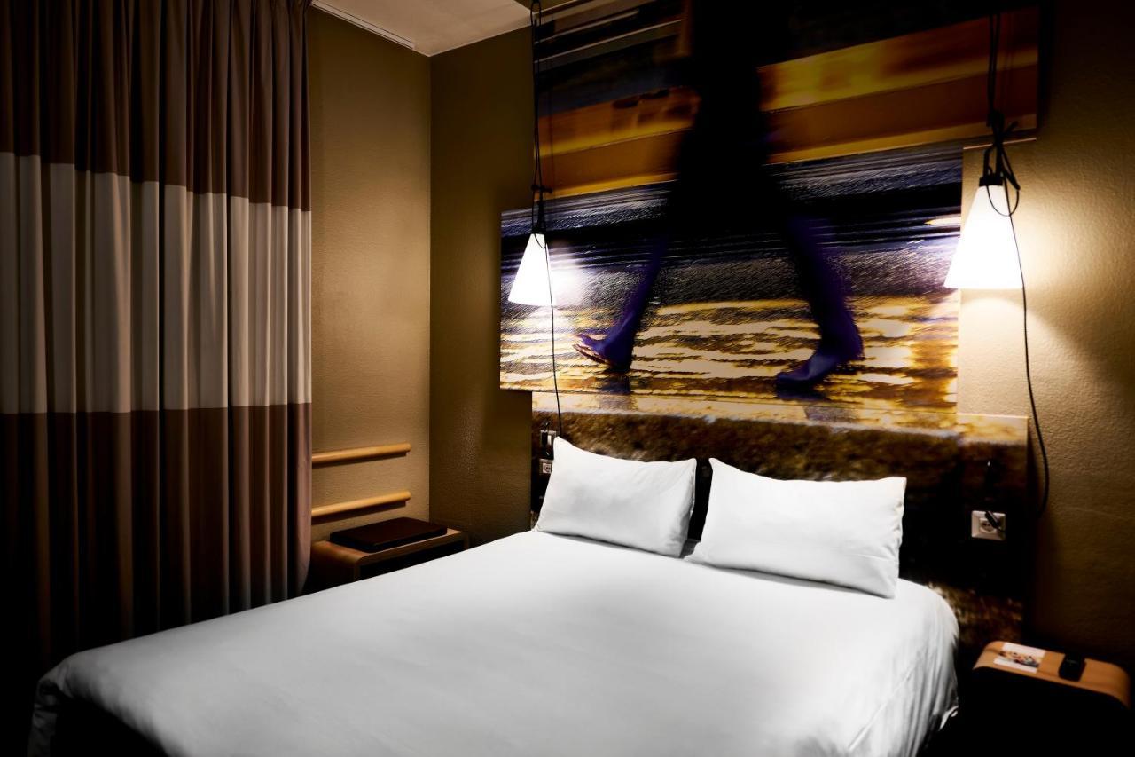 Hotel Ibis Milano Centro Esterno foto
